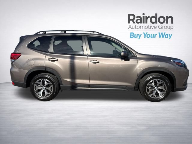 Used 2022 Subaru Forester Premium AWD/4WD image 8