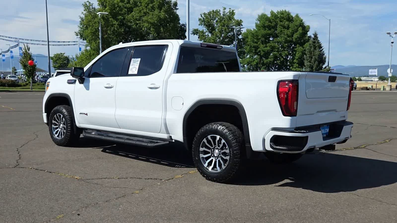 Used 2021 GMC Sierra 1500 AT4 AWD/4WD image 6
