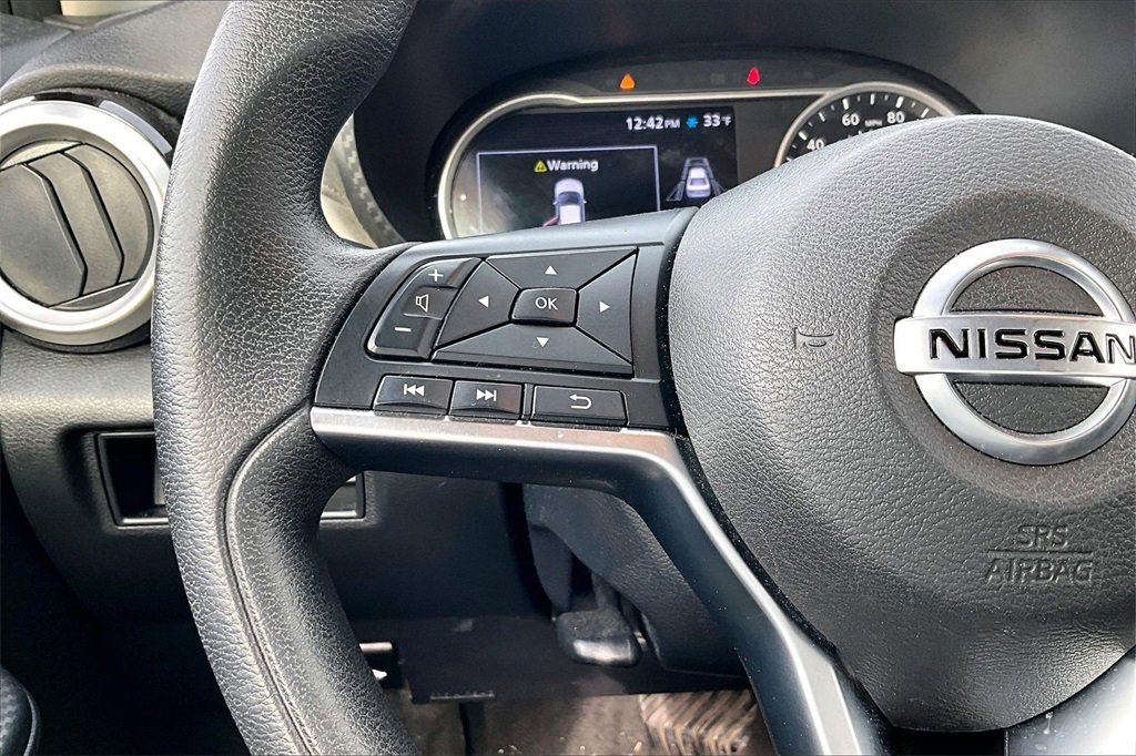 Used 2021 Nissan Versa SV image 16