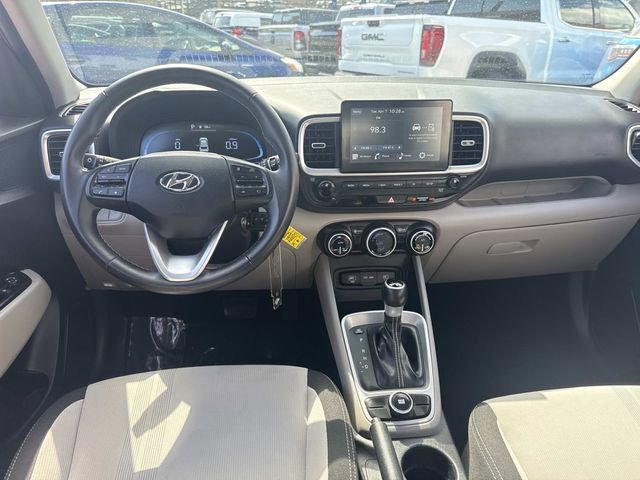 Certified 2023 Hyundai Venue SEL image 12