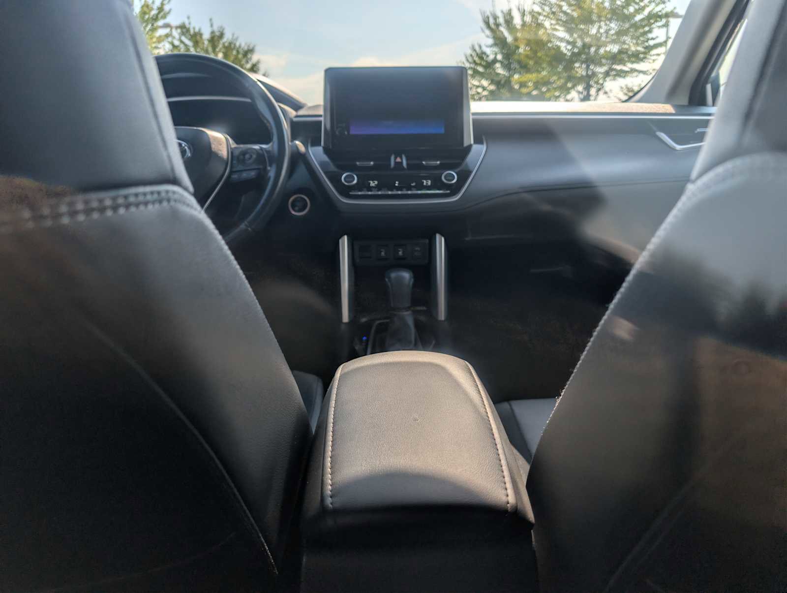 Certified 2023 Toyota Corolla Cross XLE w/ Convenience Package FWD image 21
