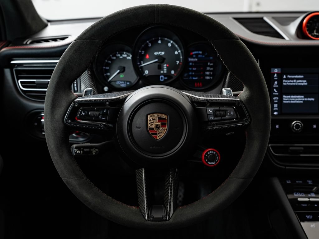 Certified 2024 Porsche Macan GTS AWD/4WD image 41