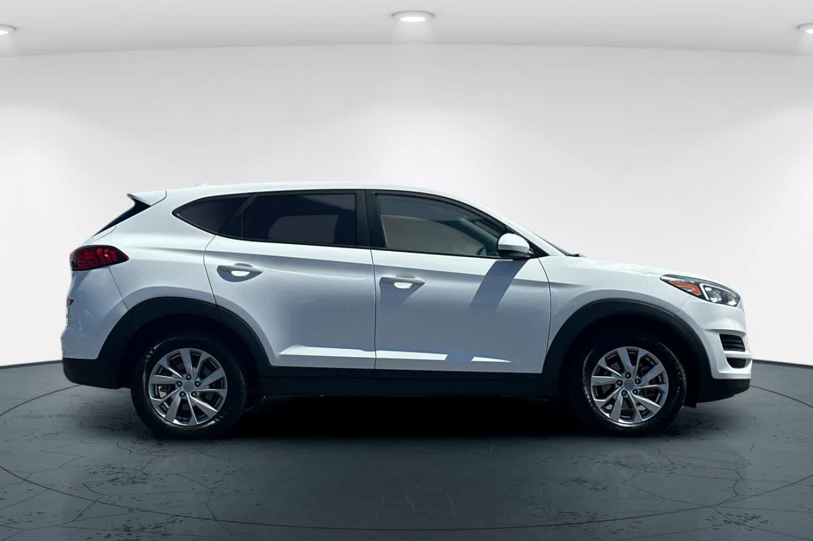 Used 2019 Hyundai Tucson SE w/ Cargo Package FWD image 6
