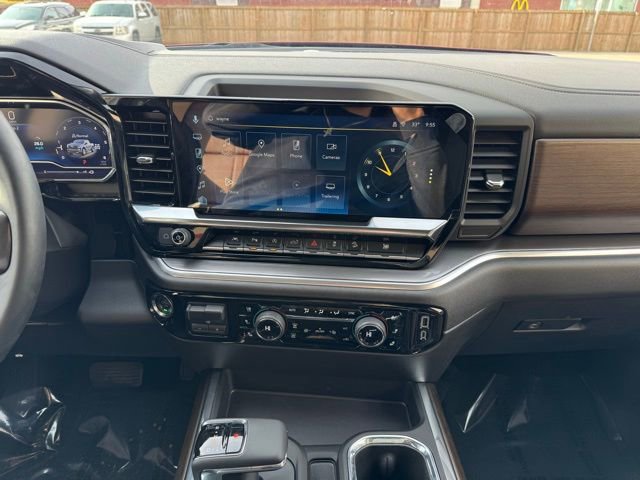 Used 2025 Chevrolet Silverado 1500 High Country w/ Z71 Off-Road Package image 2