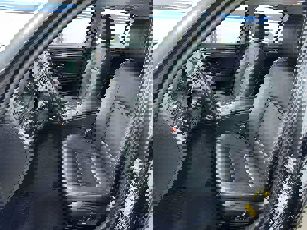 Used 2014 BMW 535i xDrive Sedan image 15