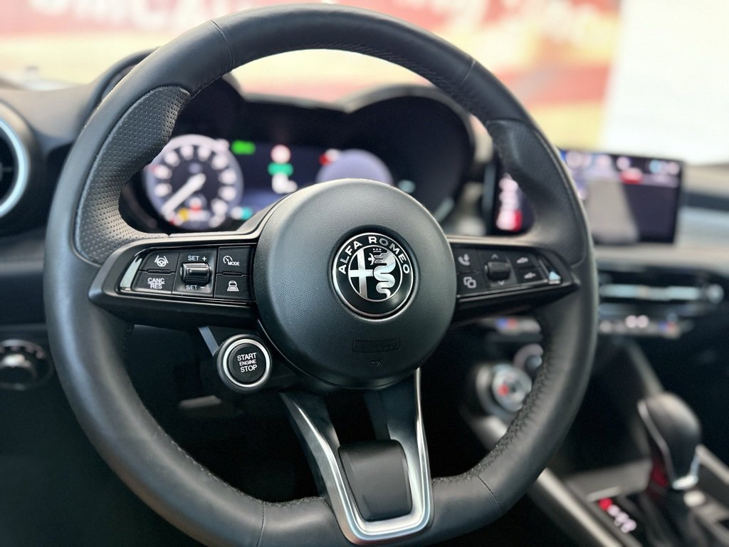Used 2024 Alfa Romeo Tonale Ti image 23