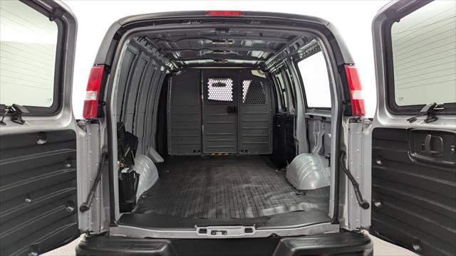 Used 2024 Chevrolet Express 2500 w/ Driver Convenience Package RWD image 16