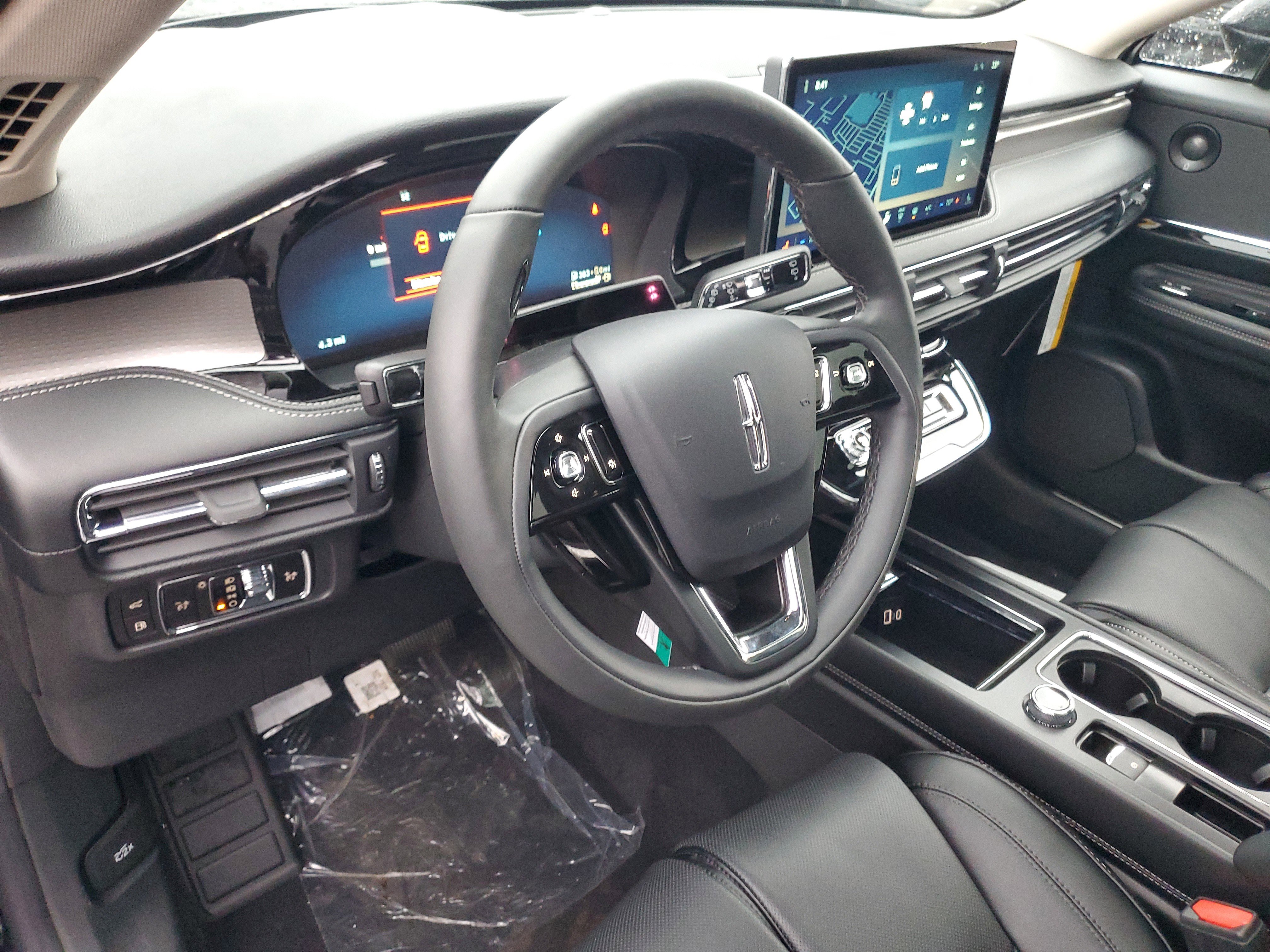 New 2026 Lincoln Corsair Grand Touring image 13