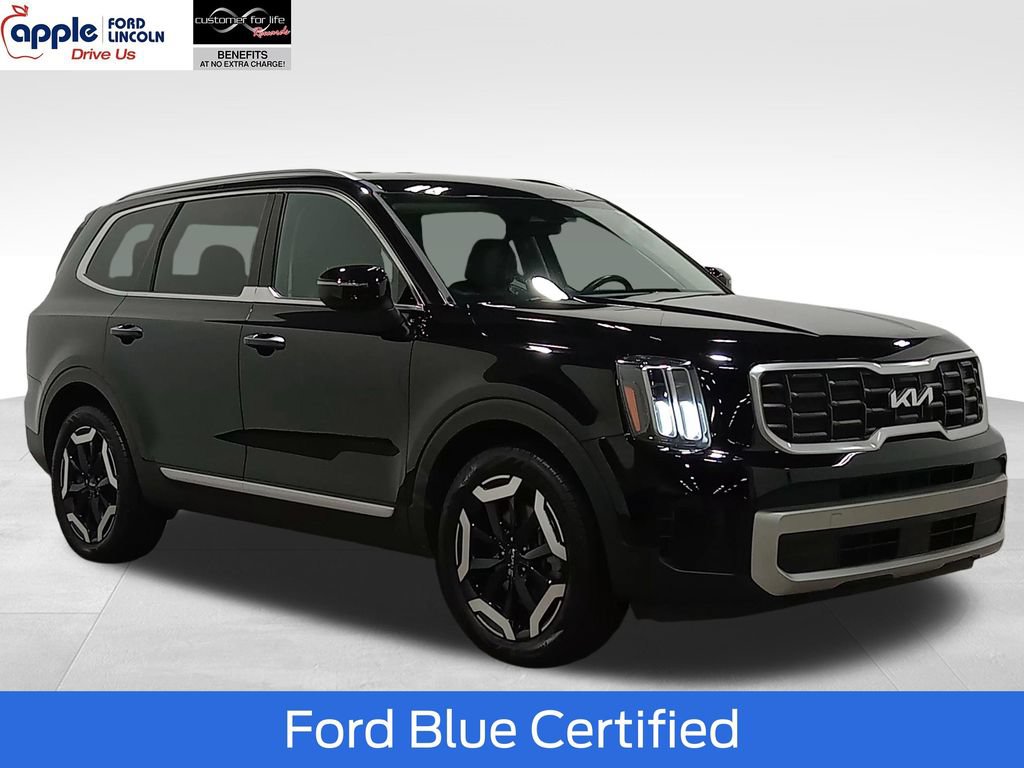 Used 2023 Kia Telluride S AWD/4WD image 1