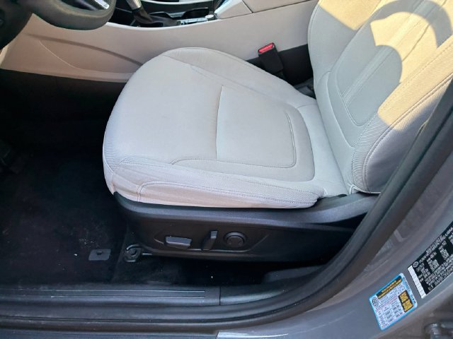 Used 2025 Hyundai Tucson SEL AWD/4WD image 18