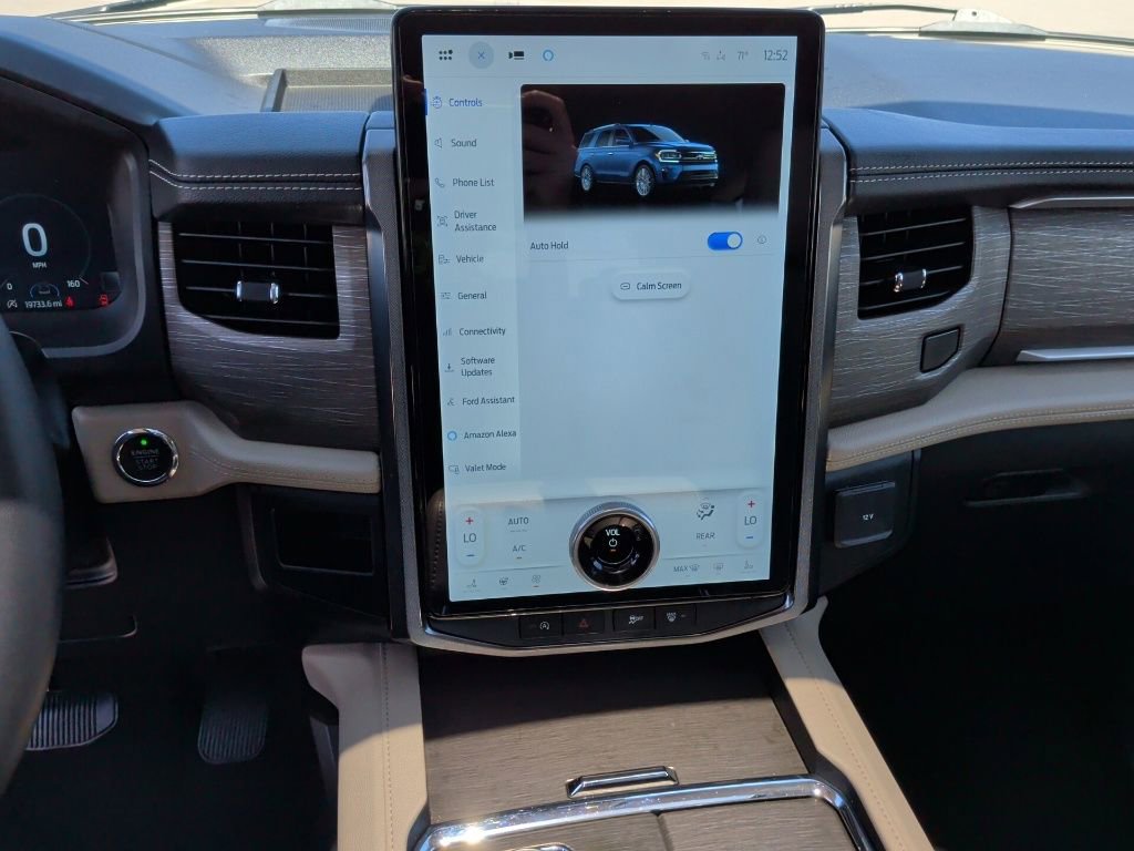 Used 2024 Ford Expedition Max Limited image 25