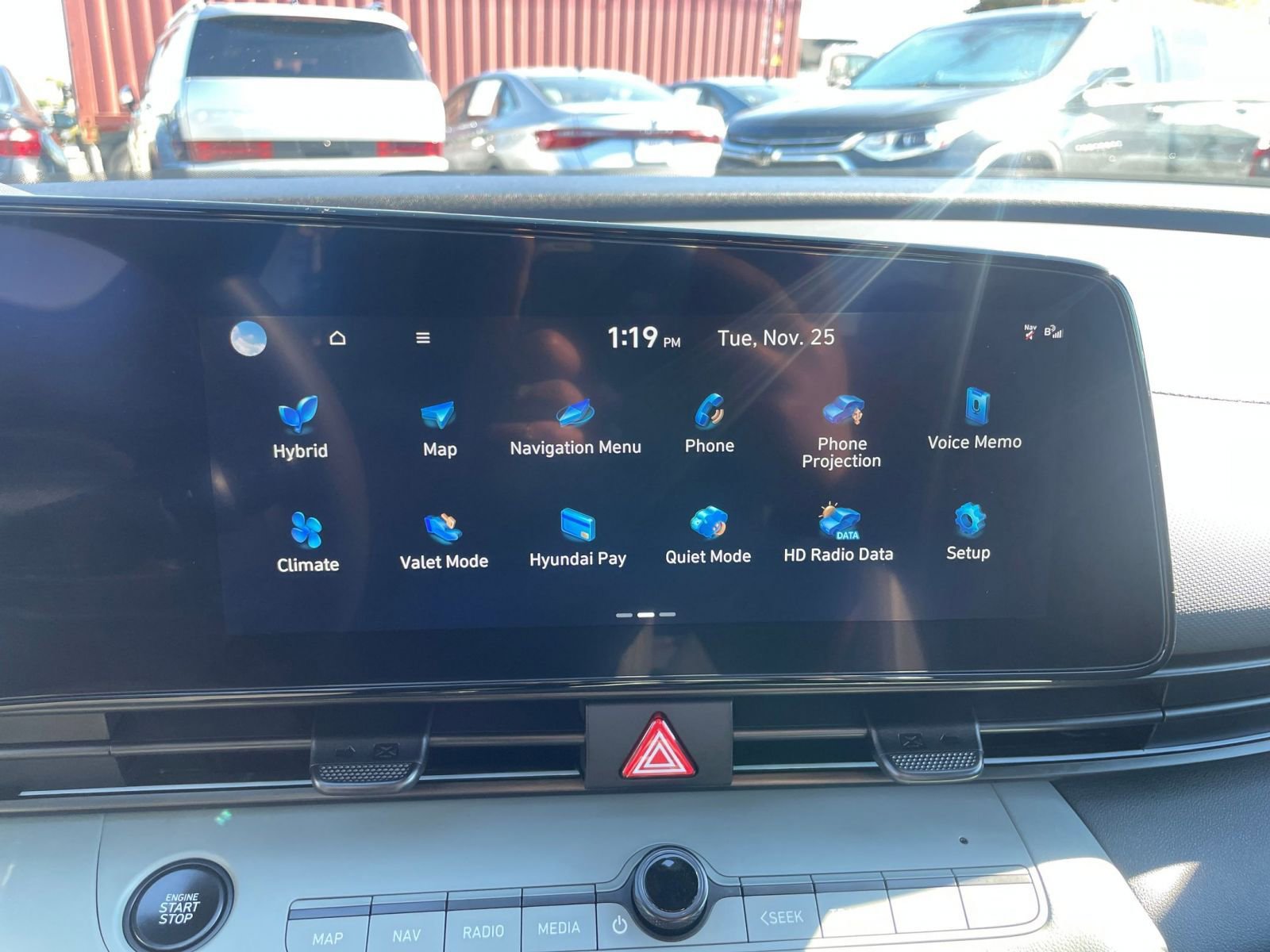 Used 2025 Hyundai Elantra Limited image 21