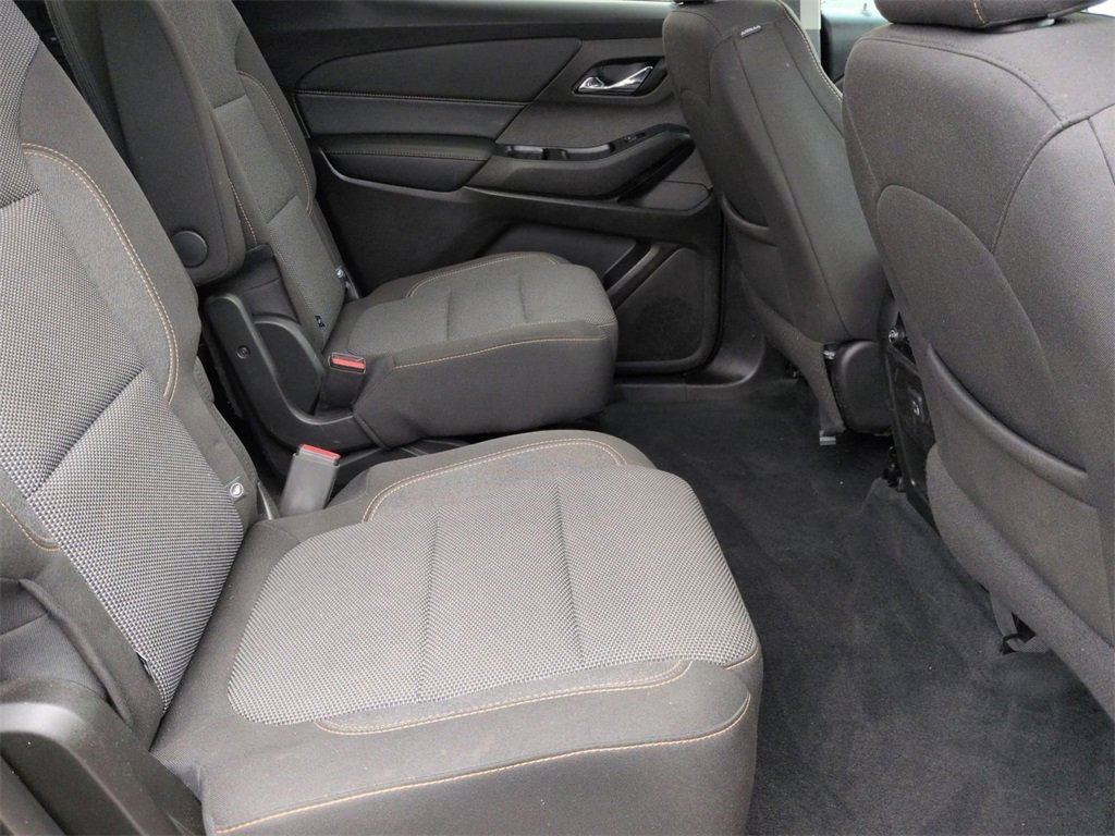 Certified 2021 Chevrolet Traverse LT image 24
