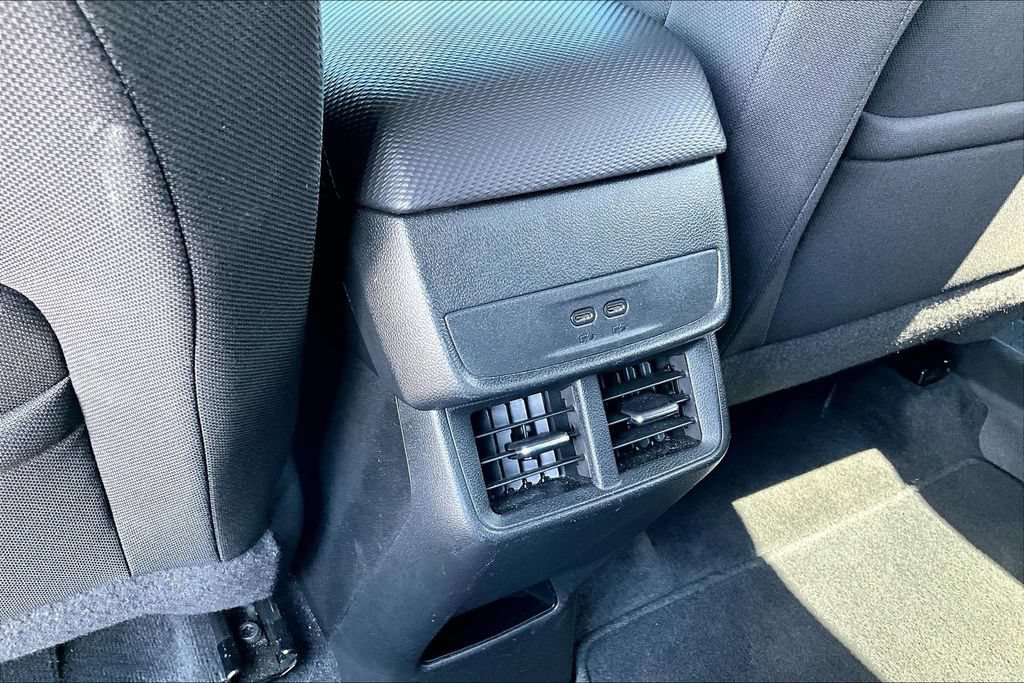 Used 2025 Chevrolet Equinox LT AWD/4WD image 29