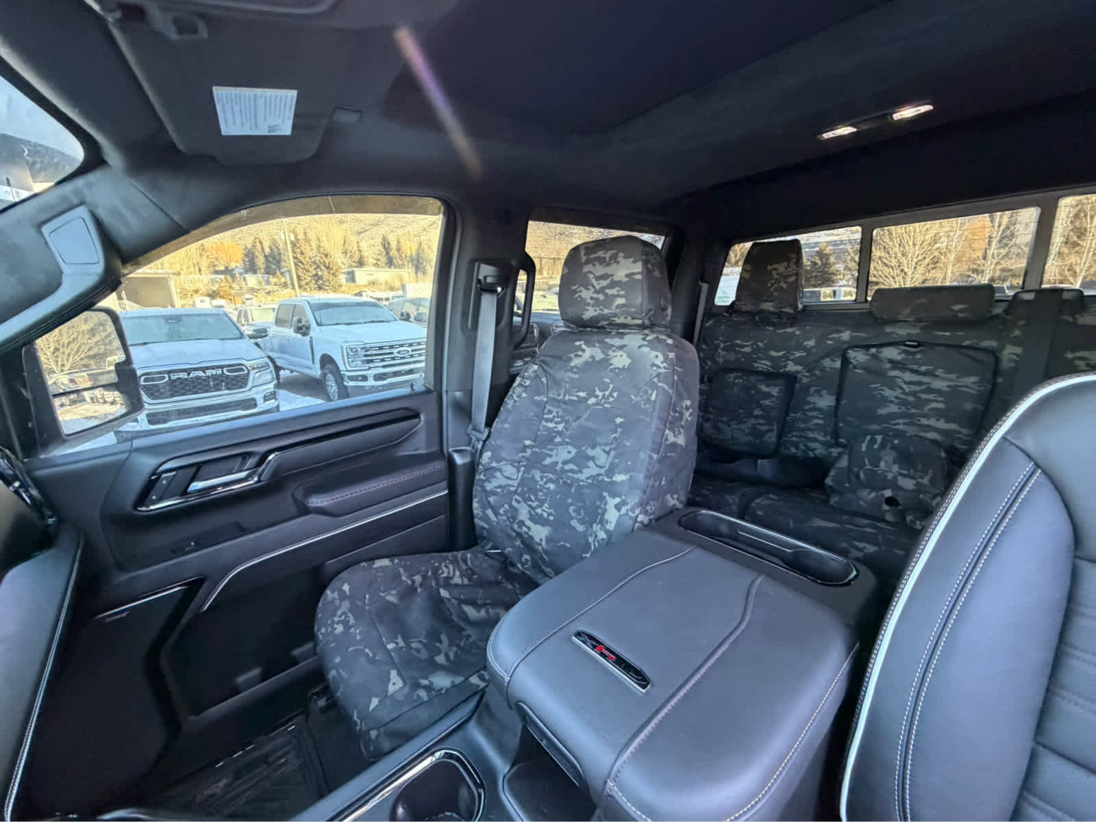 Used 2025 GMC Sierra 2500 AT4X w/ AT4X AEV Edition image 27