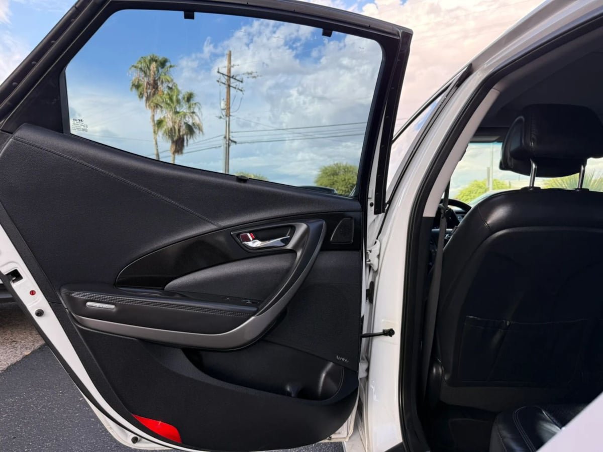 Used 2016 Hyundai Azera Limited FWD image 32