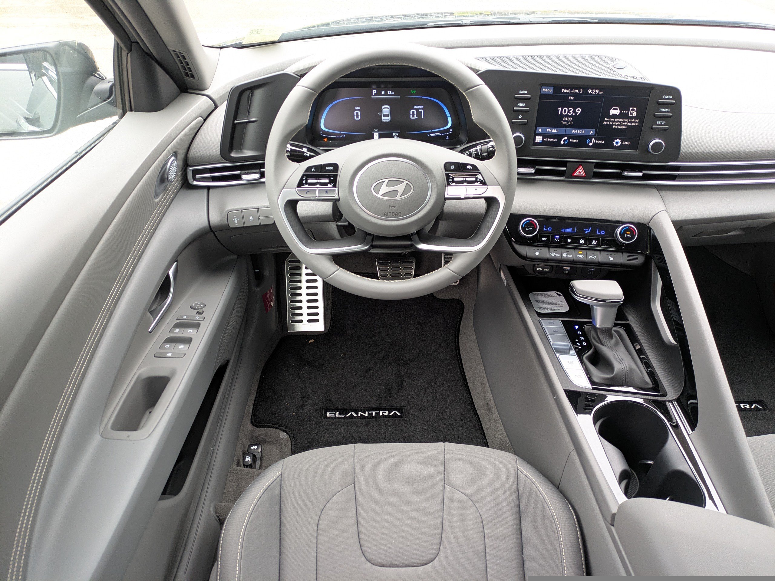 New 2026 Hyundai Elantra SEL Sport Premium FWD image 16