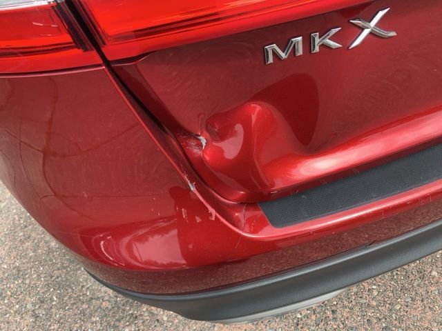 Used 2016 Lincoln MKX Select w/ Select Plus Package AWD/4WD image 2