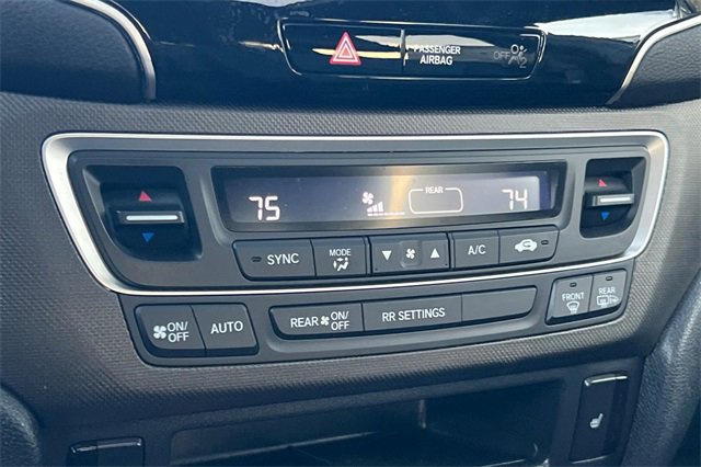 Used 2023 Honda Passport TrailSport image 24