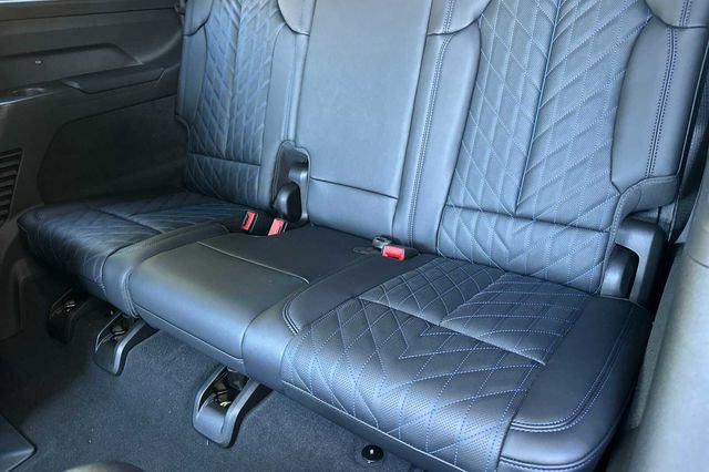 New 2026 Cadillac Escalade IQ Sport 1 w/ LPO, ONYX Package image 15