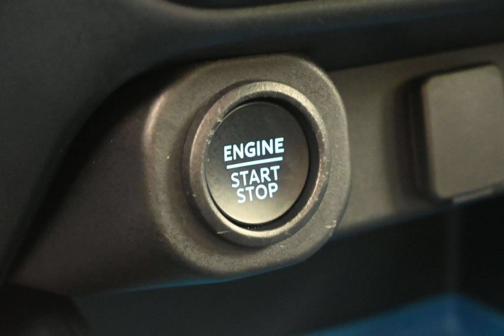 Used 2025 Ford Maverick XLT FWD image 13