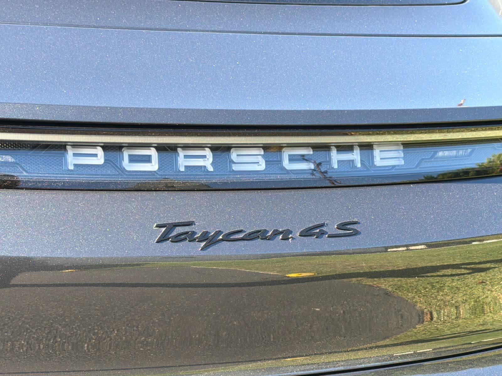 Certified 2025 Porsche Taycan 4S AWD/4WD image 31