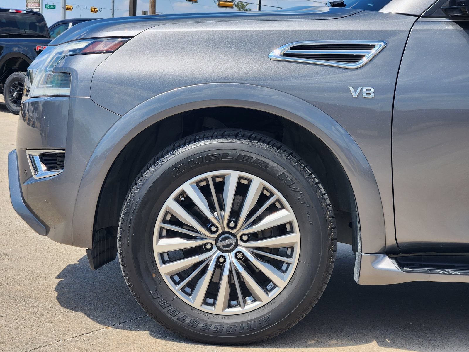 Used 2021 Nissan Armada SL w/ Captain's Chairs Package RWD image 9