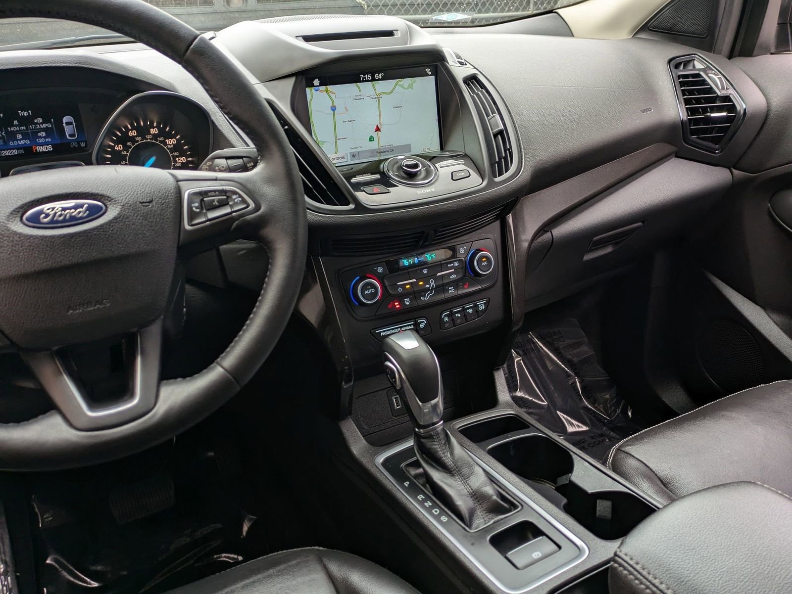 Used 2018 Ford Escape Titanium w/ Ford Safe & Smart Package image 9