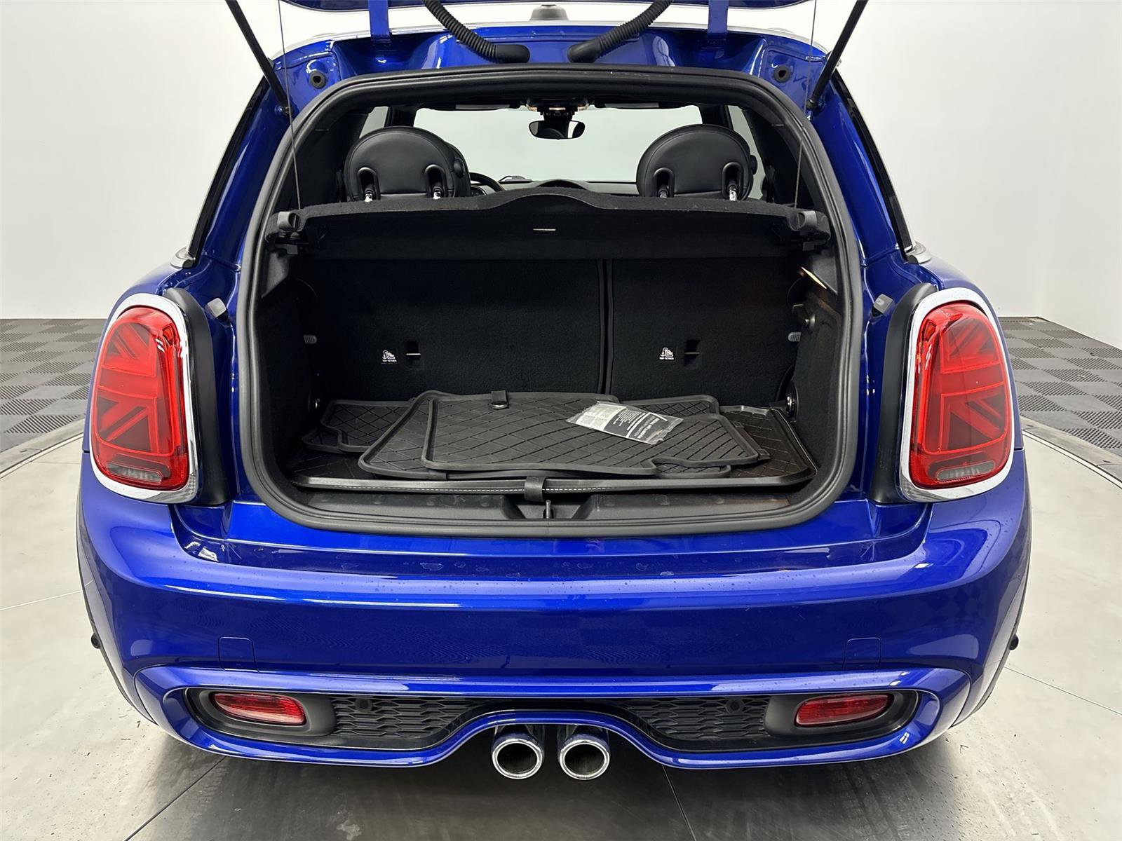 Used 2020 MINI Cooper S w/ Storage Package image 21