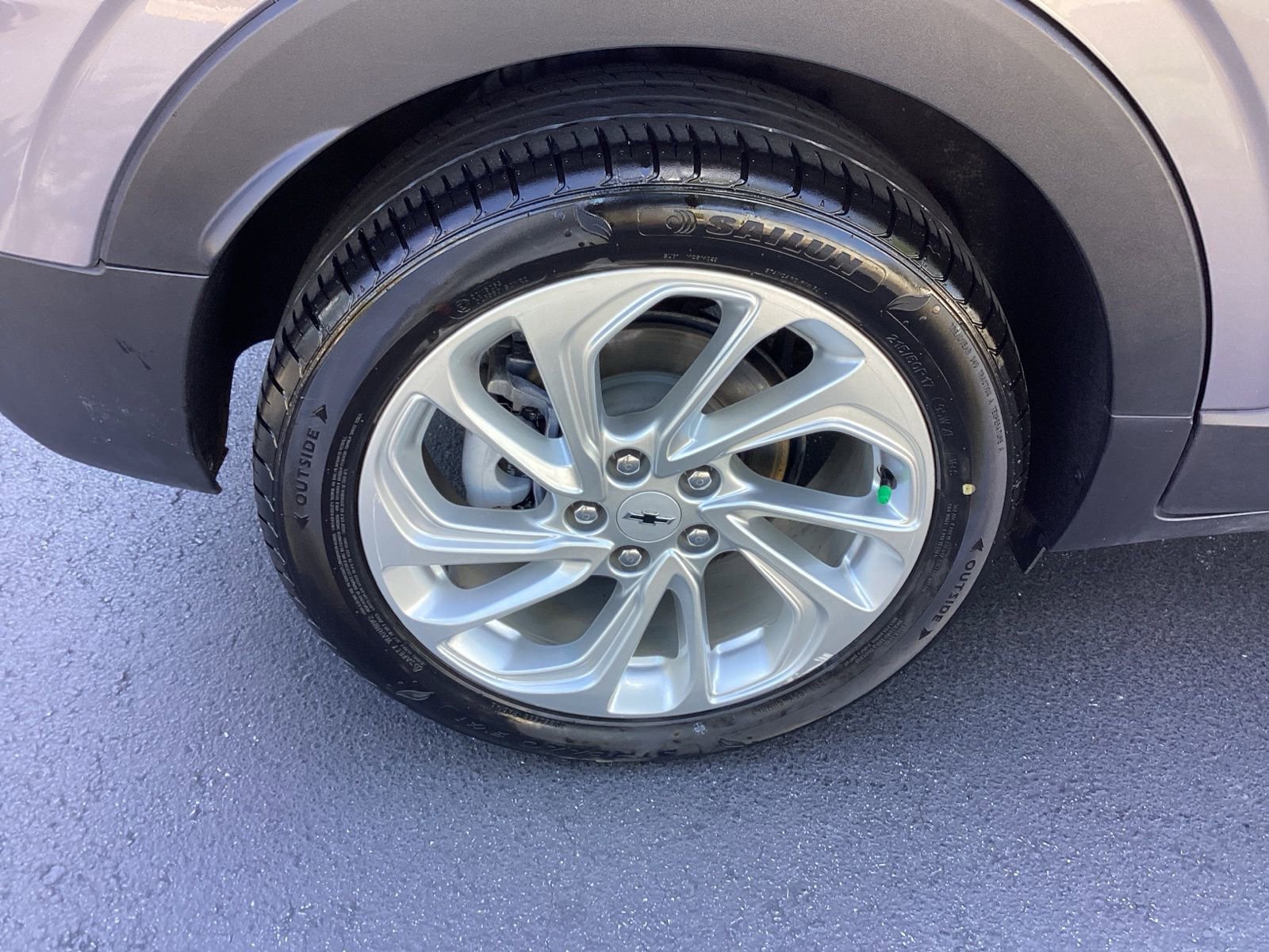 Used 2023 Chevrolet Bolt EUV LT w/ Driver Confidence Package image 25