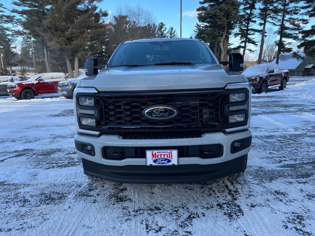 New 2026 Ford F350 Lariat w/ Black Appearance Package AWD/4WD image 2