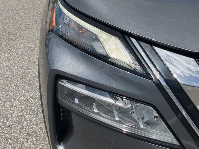 Used 2022 Nissan Rogue SV image 10