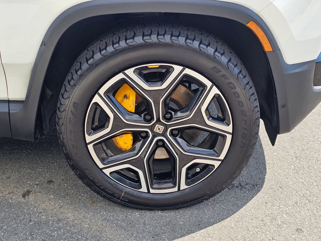 Used 2022 Rivian R1T Adventure AWD/4WD image 9