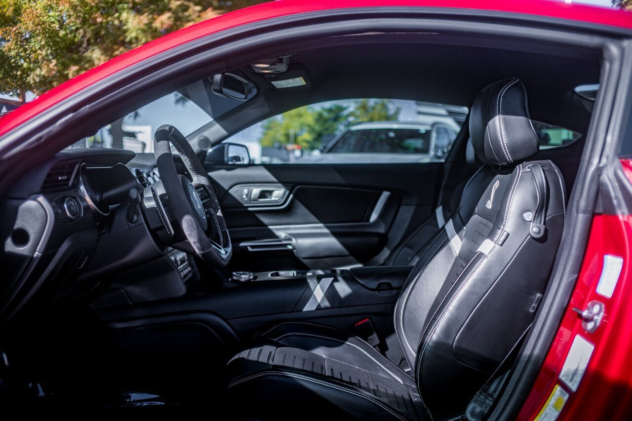Used 2021 Ford Mustang Shelby GT500 w/ Technology Package image 12
