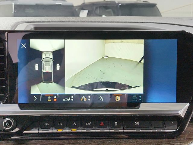 Used 2025 Chevrolet Silverado 1500 LT w/ Texas Edition Plus RWD image 30