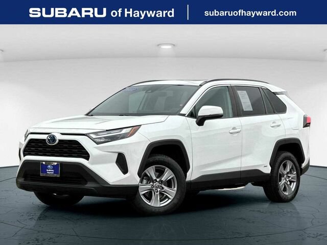 Used 2022 Toyota RAV4 XLE w/ Convenience Package