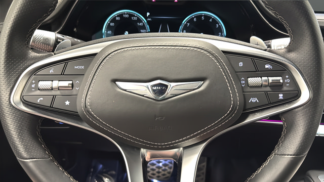 Used 2024 Genesis GV70 2.5T w/ Sport Prestige Package AWD/4WD image 16
