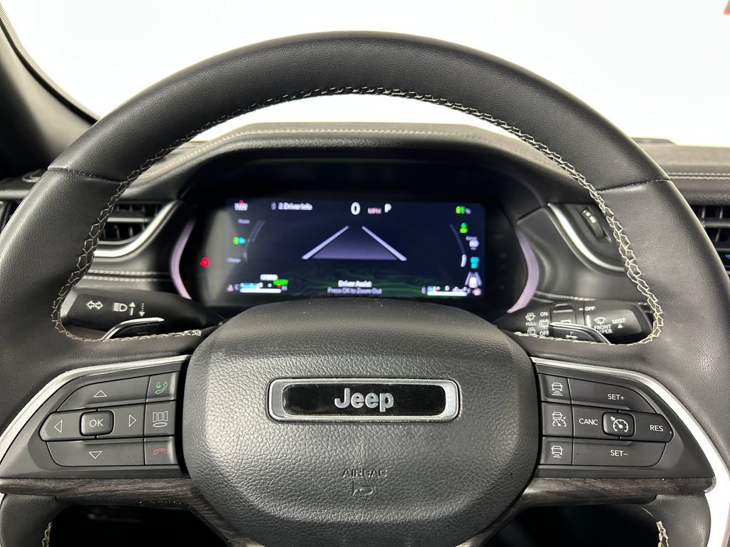 Used 2024 Jeep Grand Cherokee Limited 4xe AWD/4WD image 12