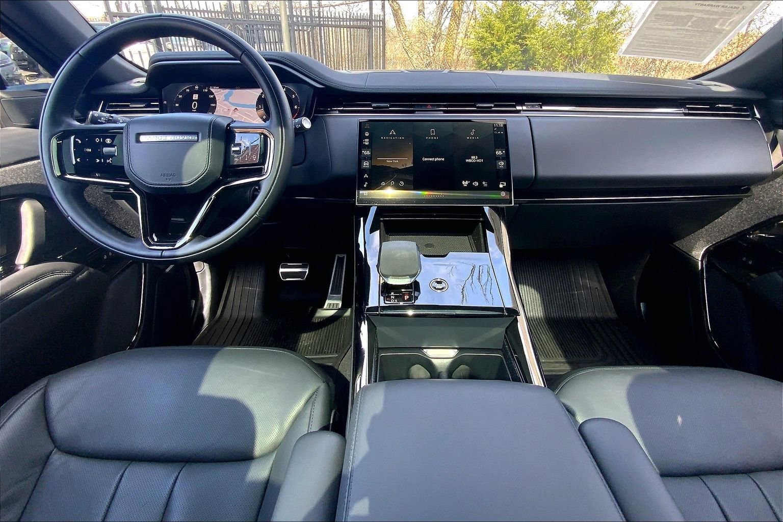 Used 2024 Land Rover Range Rover Sport Dynamic SE image 15