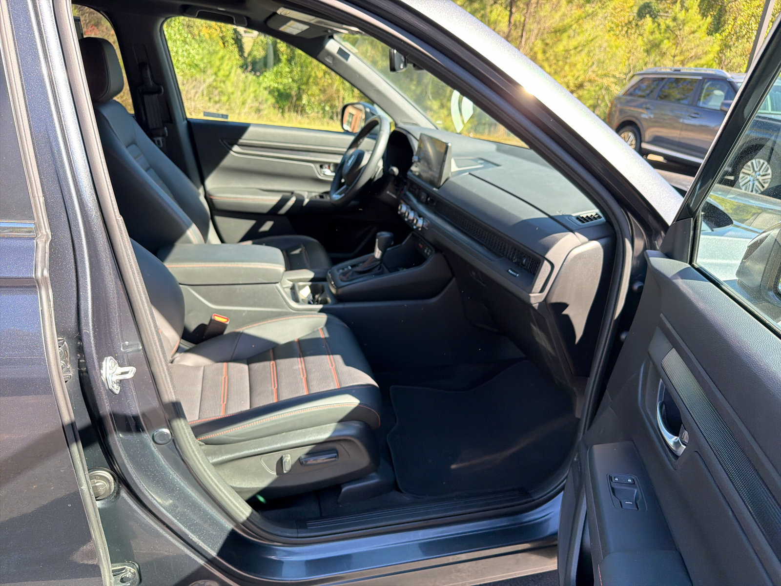 Used 2025 Honda CR-V Sport-L image 18