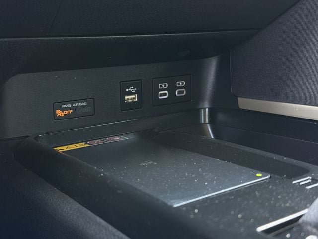 Used 2025 Toyota Camry LE FWD image 20