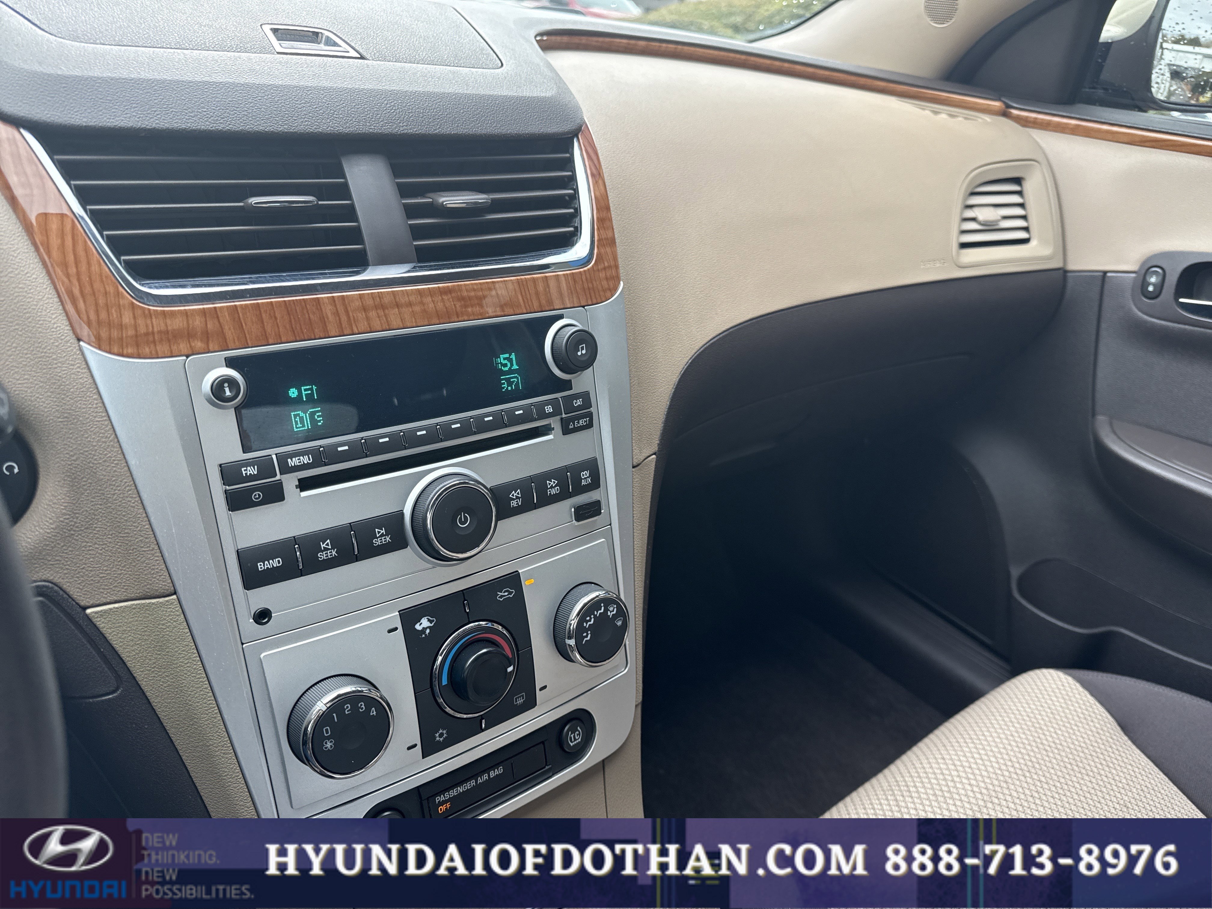 Used 2011 Chevrolet Malibu LT w/ Power Convenience Package image 9