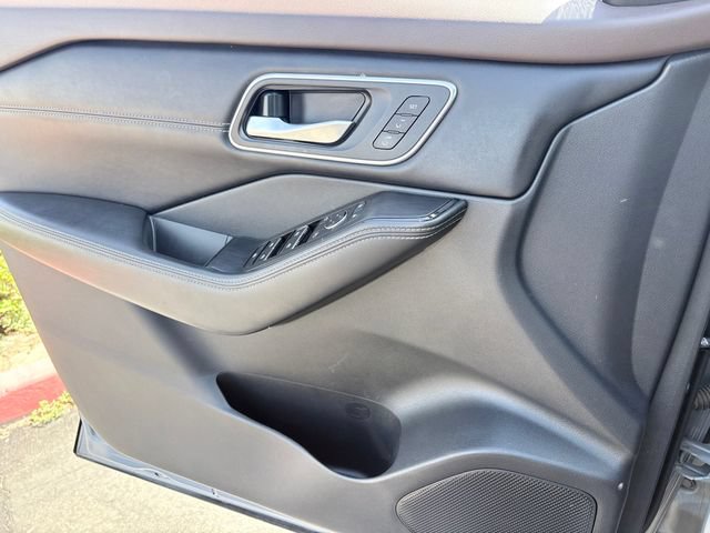 Used 2022 Nissan Rogue Platinum w/ Head-Up Display Package FWD image 13