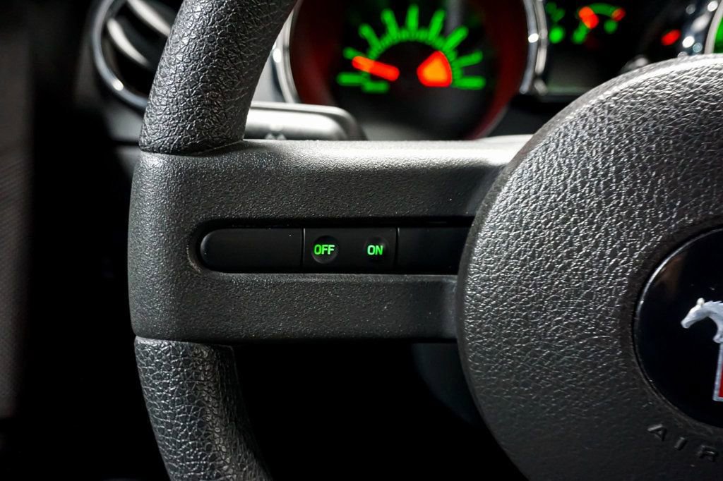 Used 2007 Ford Mustang GT image 40