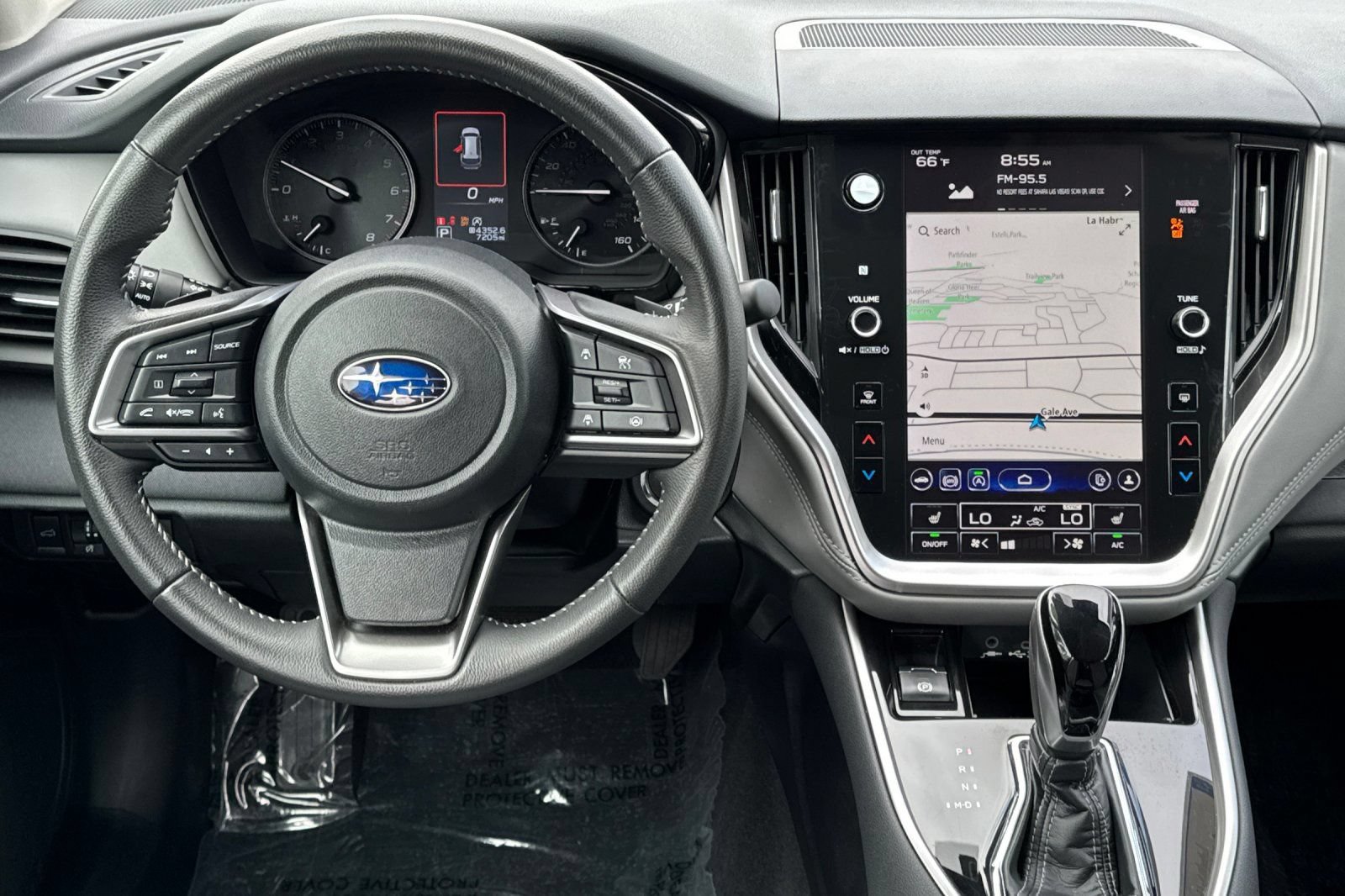 Certified 2025 Subaru Outback Premium AWD/4WD image 17