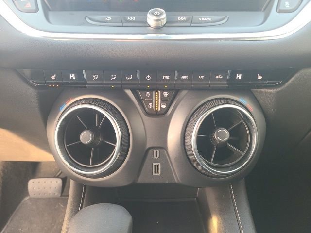 Used 2025 Chevrolet Blazer LT image 27