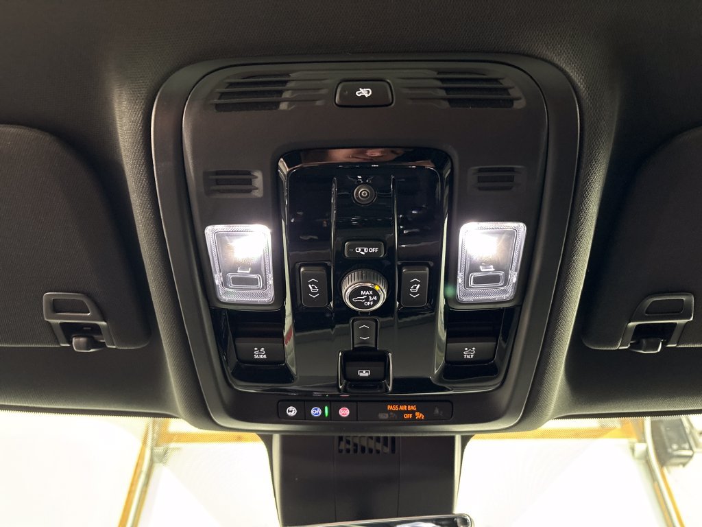 Used 2026 Chevrolet Tahoe High Country AWD/4WD image 50