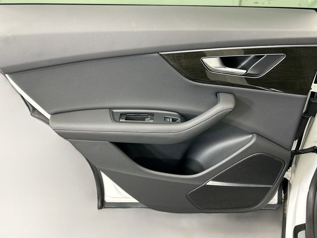 Certified 2025 Audi Q8 Premium Plus w/ Premium Plus Package image 25