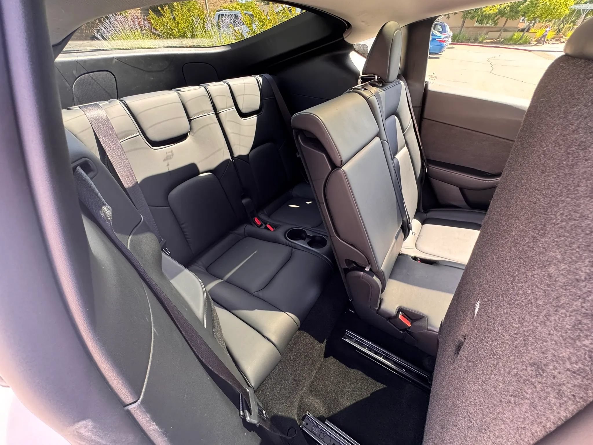 Used 2021 Tesla Model Y Long Range AWD/4WD image 16