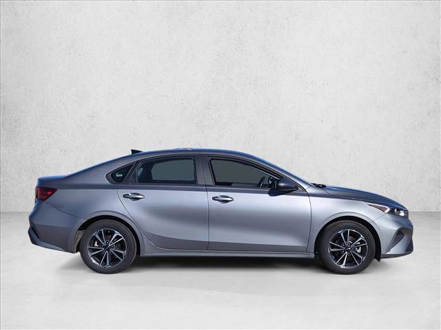 Used 2024 Kia Forte LXS image 4